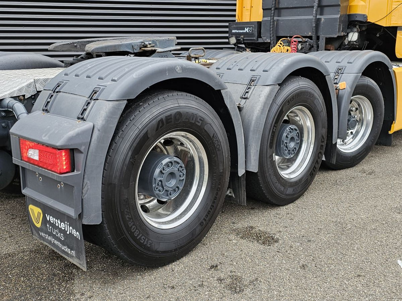 Scania T164 V8 8x4 TORPEDO / HYDRAULIC / ORIGINAL TORPEDO - Ťahač: obrázok 5 Scania T164 V8 8x4 TORPEDO / HYDRAULIC / ORIGINAL TORPEDO - Ťahač: obrázok 5