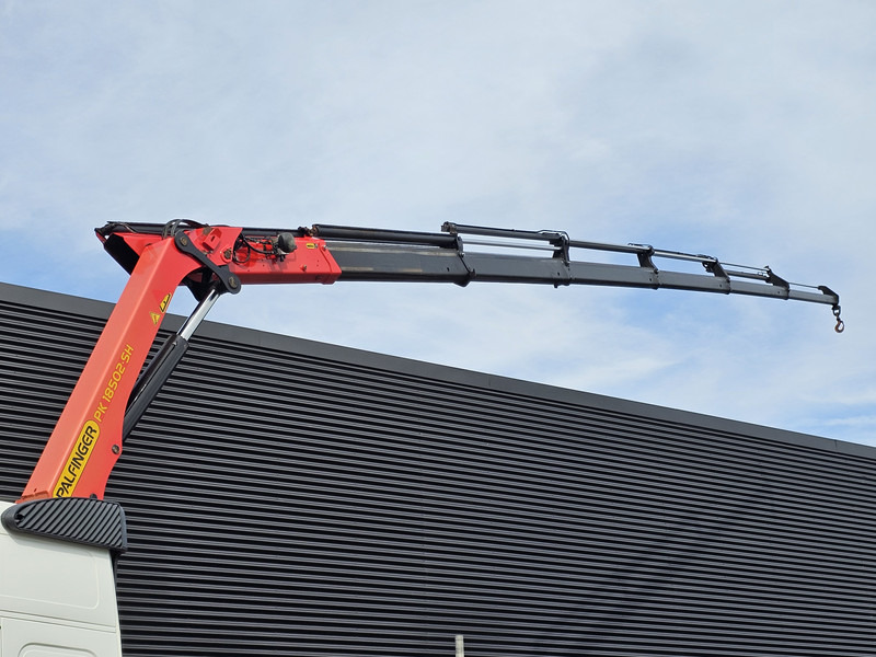 Volvo FM420 4x2 / PALFINGER 18502 - 17 mtr / CRANE / KRAN - Auto s hydraulickou rukou: obrázok 4 Volvo FM420 4x2 / PALFINGER 18502 - 17 mtr / CRANE / KRAN - Auto s hydraulickou rukou: obrázok 4