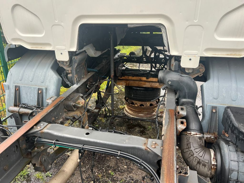 DAF LF 45.220 12 to. for PARTS no engine no gearbox! DAF LF 45.220 12 to. for PARTS no engine no gearbox! - Plachtové nákladné vozidlo: obrázok 3 DAF LF 45.220 12 to. for PARTS no engine no gearbox! DAF LF 45.220 12 to. for PARTS no engine no gearbox! - Plachtové nákladné vozidlo: obrázok 3