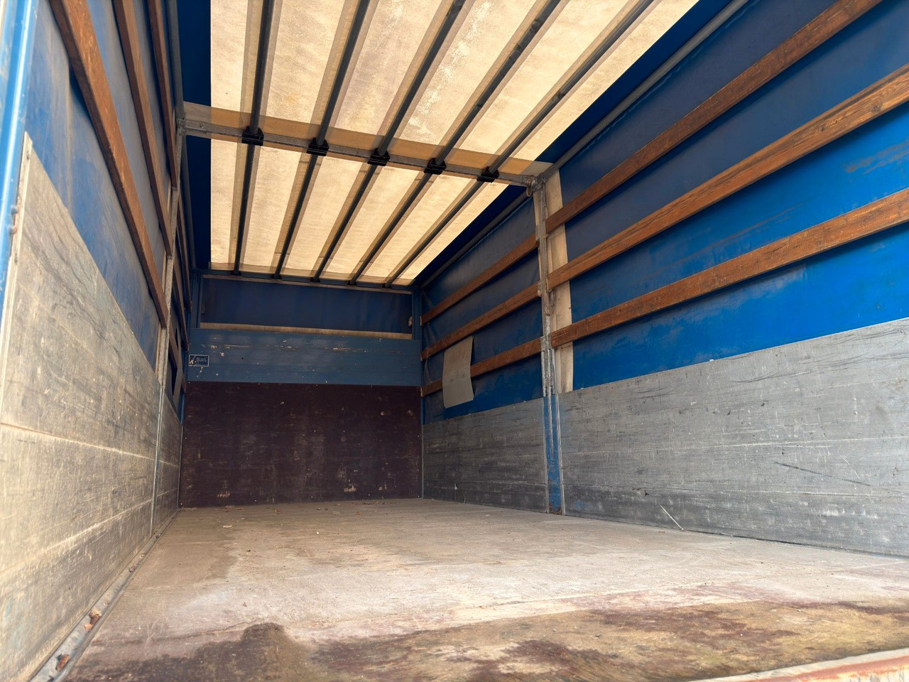 Plachtové nákladné vozidlo Iveco 190S36/9 Stralis Pritsche & Hebebühne 3 to. TOP: obrázok 8 Plachtové nákladné vozidlo Iveco 190S36/9 Stralis Pritsche & Hebebühne 3 to. TOP: obrázok 8