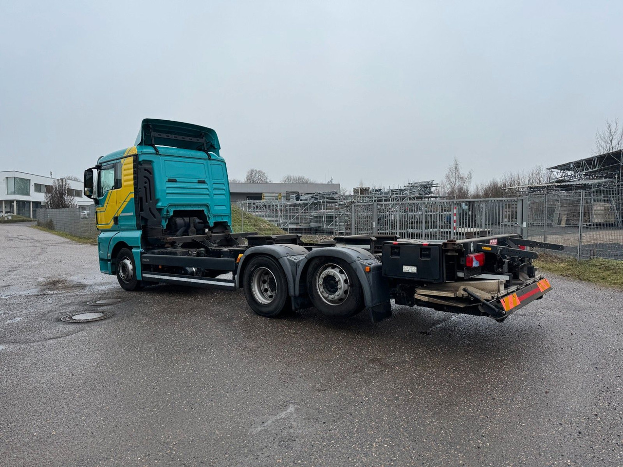 MAN 26.400 6x2 BDF | AC | Navi | Tip Top Zustand! MAN 26.400 6x2 BDF | AC | Navi | Tip Top Zustand! - Kontejnérový podvozek/ Výměnná nástavba: obrázok 4 MAN 26.400 6x2 BDF | AC | Navi | Tip Top Zustand! MAN 26.400 6x2 BDF | AC | Navi | Tip Top Zustand! - Kontejnérový podvozek/ Výměnná nástavba: obrázok 4