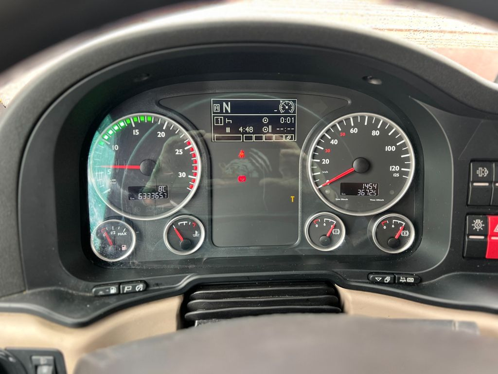 Hákový nosič kontajnerov MAN 26.460 6X2 Retarder Klima Navigation guter Zust.: obrázok 7