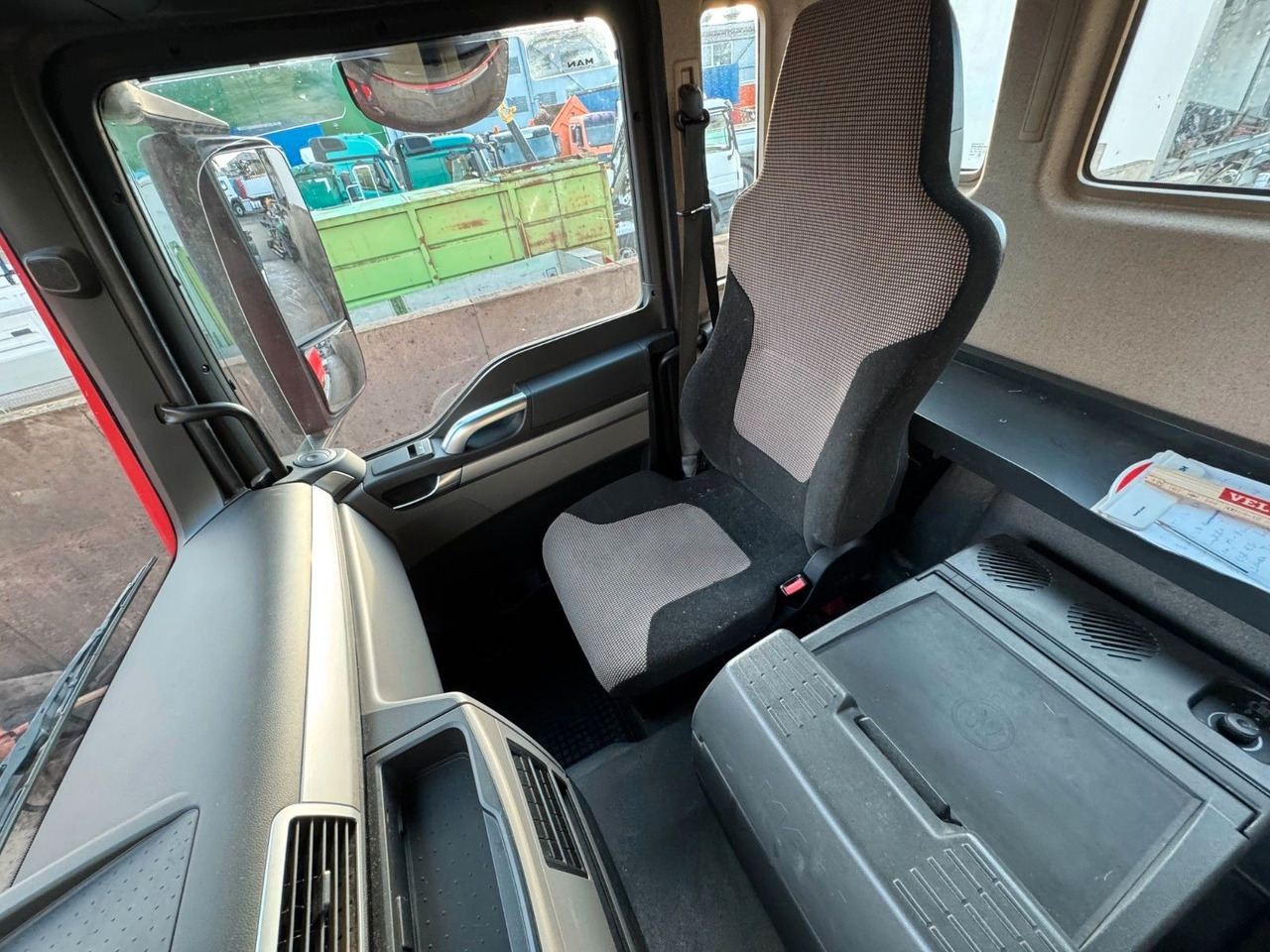 MAN 35.470 8X4 Kipperfahrgestell Reifen 12 X NEU Top - Sklápač: obrázok 5 MAN 35.470 8X4 Kipperfahrgestell Reifen 12 X NEU Top - Sklápač: obrázok 5