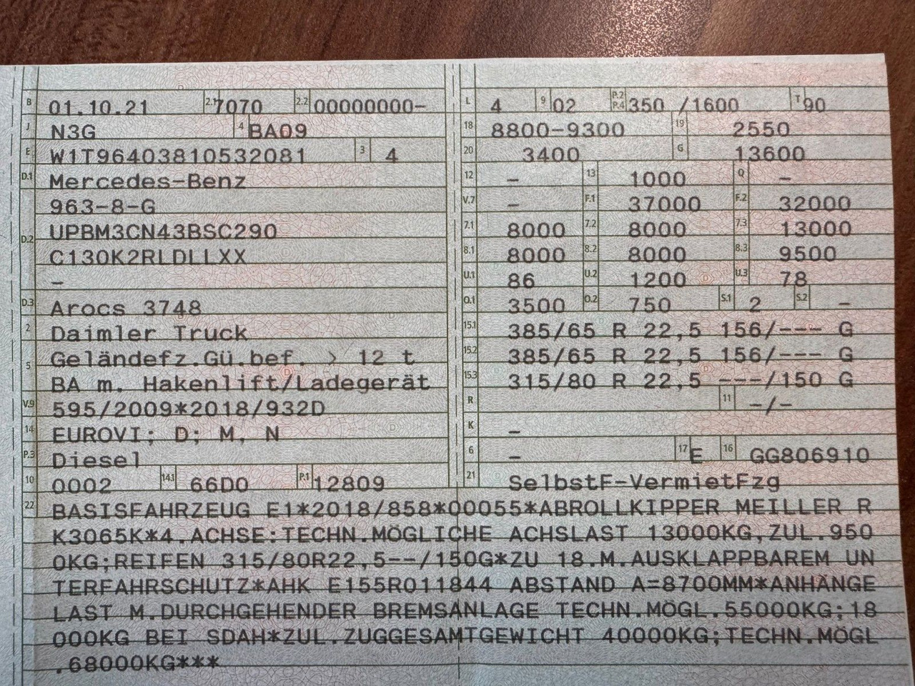 Mercedes-Benz 3748 8X4 Meiller Abroller mit Funk Top  Zustand - Hákový nosič kontajnerov: obrázok 2 Mercedes-Benz 3748 8X4 Meiller Abroller mit Funk Top  Zustand - Hákový nosič kontajnerov: obrázok 2