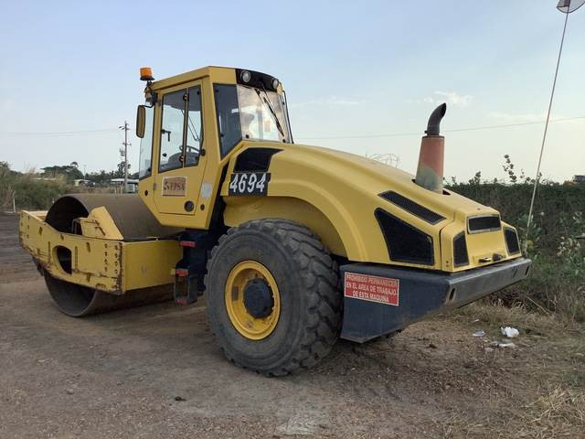 Bomag BW219DH-4 - Kompaktor: obrázok 2 Bomag BW219DH-4 - Kompaktor: obrázok 2