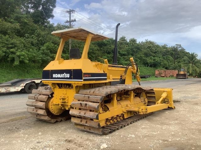 Komatsu D60P-11 - Buldozér: obrázok 3 Komatsu D60P-11 - Buldozér: obrázok 3