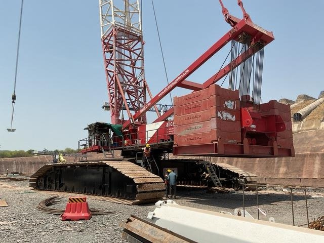 Liebherr LR1650 - Pásový žeriav: obrázok 2 Liebherr LR1650 - Pásový žeriav: obrázok 2