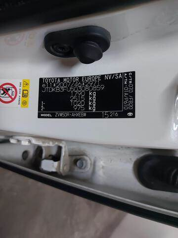 Toyota Prius Hybrid - Automobil: obrázok 5 Toyota Prius Hybrid - Automobil: obrázok 5