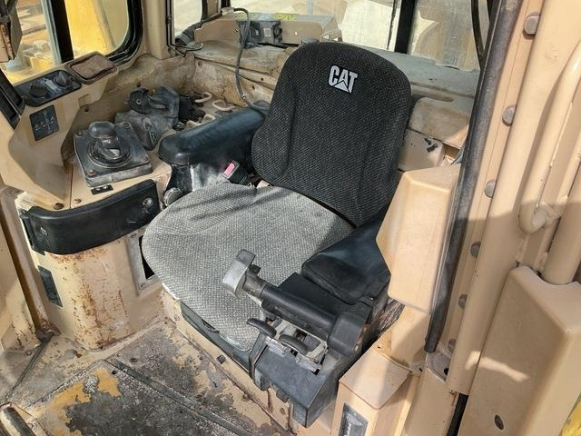 CAT D10R - Buldozér: obrázok 2 CAT D10R - Buldozér: obrázok 2