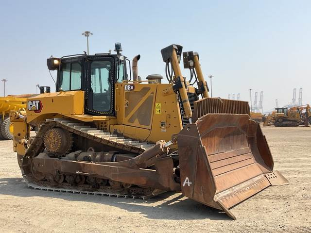 CAT D8R - Buldozér: obrázok 4 CAT D8R - Buldozér: obrázok 4