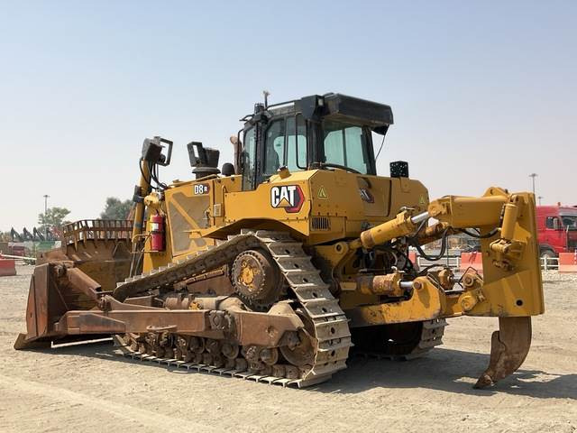 CAT D8R - Buldozér: obrázok 2 CAT D8R - Buldozér: obrázok 2