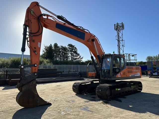 Doosan DX300LC-5 - Pásové rýpadlo: obrázok 1 Doosan DX300LC-5 - Pásové rýpadlo: obrázok 1