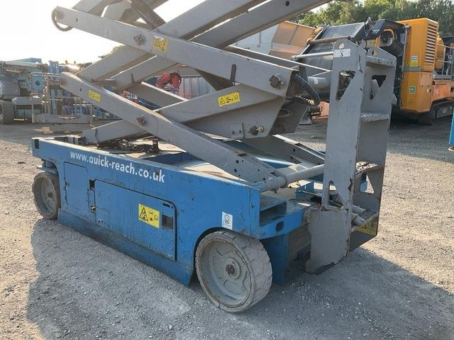 Samohybná plošiny Genie GS4047: obrázok 14
