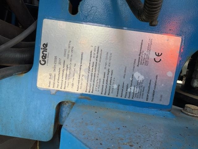 Genie S45 - Teleskopická plošina: obrázok 5 Genie S45 - Teleskopická plošina: obrázok 5