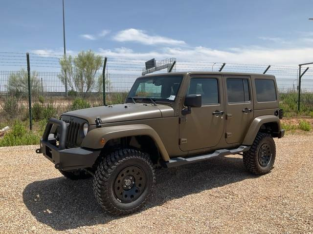 Jeep Wrangler JK Command - Automobil: obrázok 1 Jeep Wrangler JK Command - Automobil: obrázok 1