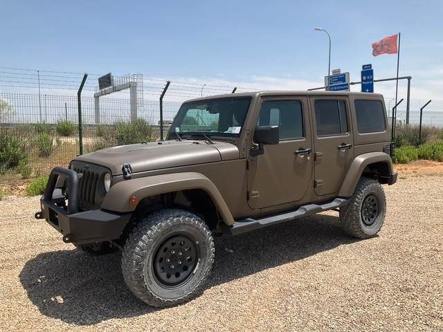 Jeep Wrangler JK Command - Automobil: obrázok 1 Jeep Wrangler JK Command - Automobil: obrázok 1