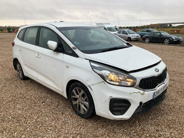 Kia Carens - Automobil: obrázok 4 Kia Carens - Automobil: obrázok 4