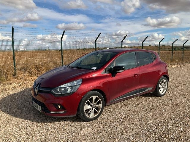 Renault Clio - Automobil: obrázok 1 Renault Clio - Automobil: obrázok 1