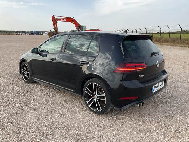 Volkswagen Golf - Automobil: obrázok 2 Volkswagen Golf - Automobil: obrázok 2