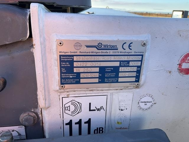 Wirtgen W250 - Cestná fréza: obrázok 5 Wirtgen W250 - Cestná fréza: obrázok 5