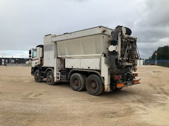 DAF CF85.460 - Fekálne vozidlo: obrázok 2 DAF CF85.460 - Fekálne vozidlo: obrázok 2