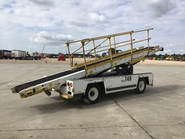 Tug T660-1 - Vozidlo s dopravným pásom: obrázok 3 Tug T660-1 - Vozidlo s dopravným pásom: obrázok 3