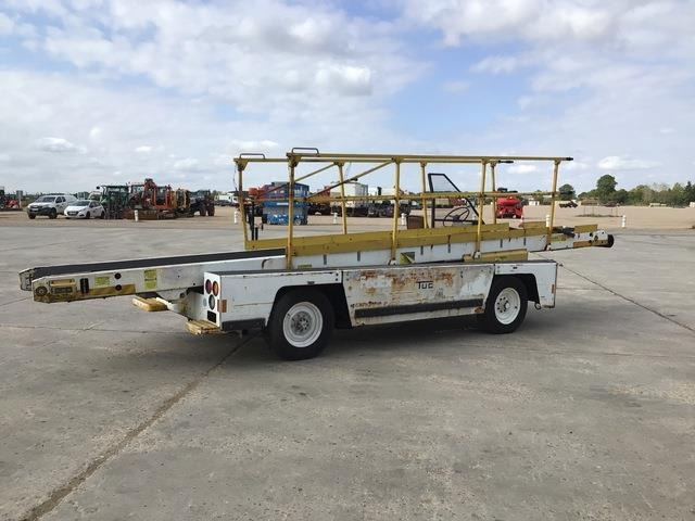 Tug T660-1 - Vozidlo s dopravným pásom: obrázok 3 Tug T660-1 - Vozidlo s dopravným pásom: obrázok 3