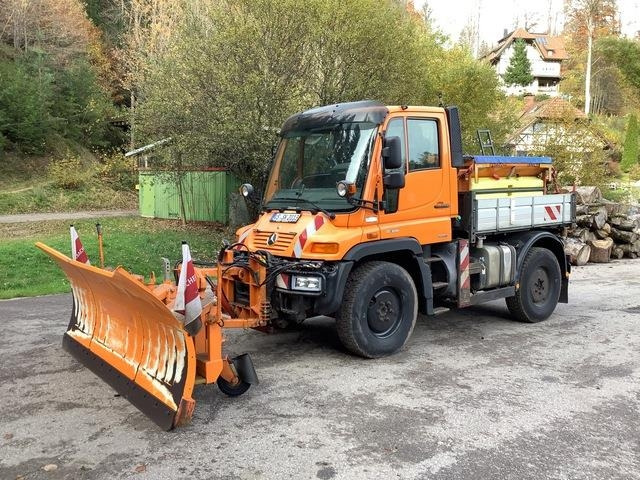MB Trac Unimog U300 - Vozidlo na odpratávanie snehu: obrázok 2 MB Trac Unimog U300 - Vozidlo na odpratávanie snehu: obrázok 2