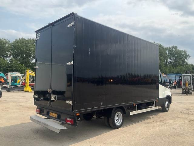 Iveco Daily 35-40C - Furgon: obrázok 3 Iveco Daily 35-40C - Furgon: obrázok 3