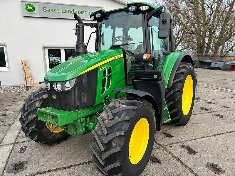 John Deere 6120M STUFENLOS - Traktor: obrázok 1 John Deere 6120M STUFENLOS - Traktor: obrázok 1