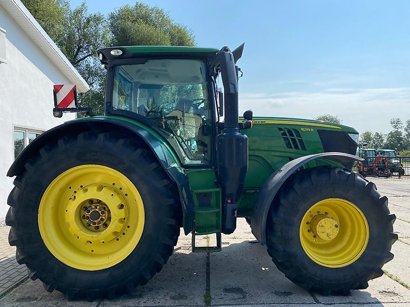 John Deere 6215R AutoPowr 50km/h - Traktor: obrázok 2 John Deere 6215R AutoPowr 50km/h - Traktor: obrázok 2