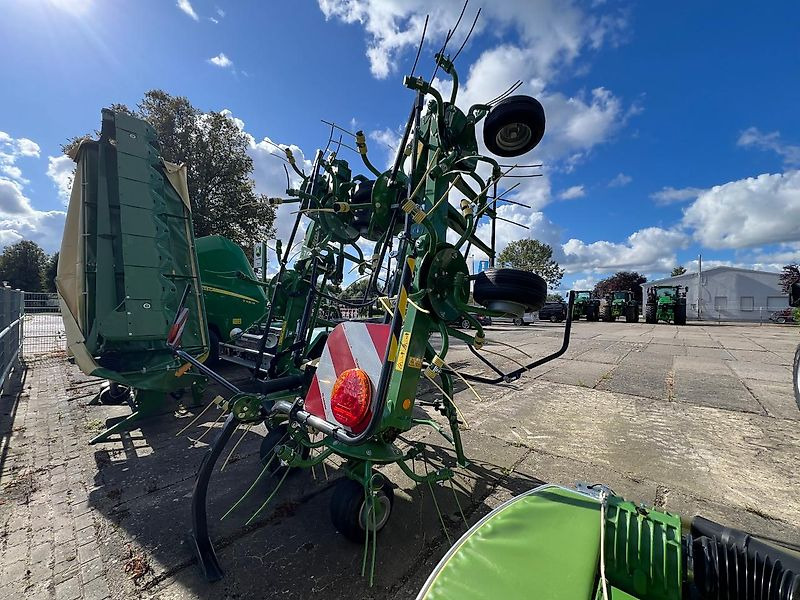 Krone Vendro 900 KW 103-24 - Obracač sena: obrázok 4 Krone Vendro 900 KW 103-24 - Obracač sena: obrázok 4