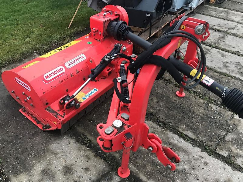 Maschio Giraffetta 120 Giraffa M - Stranový mulčovač: obrázok 1 Maschio Giraffetta 120 Giraffa M - Stranový mulčovač: obrázok 1