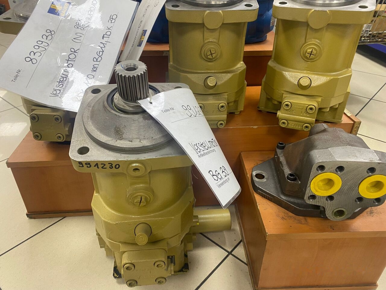 Rexroth KDK110 VON BGM, 35 R902170107 for pile driver - Hydraulický motor: obrázok 1 Rexroth KDK110 VON BGM, 35 R902170107 for pile driver - Hydraulický motor: obrázok 1