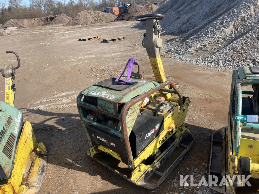 Pladevibrator Ammann AVH 7010 - Vibračná doska: obrázok 1 Pladevibrator Ammann AVH 7010 - Vibračná doska: obrázok 1