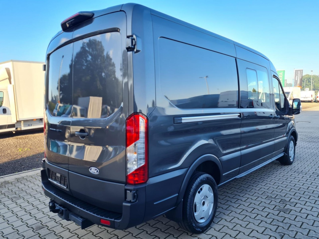 Ford Transit 3,5t Kasten Doka TDCi L3 Trend AHK Kamera - Furgon, Dodávkа s dvojitou kabínou: obrázok 4 Ford Transit 3,5t Kasten Doka TDCi L3 Trend AHK Kamera - Furgon, Dodávkа s dvojitou kabínou: obrázok 4