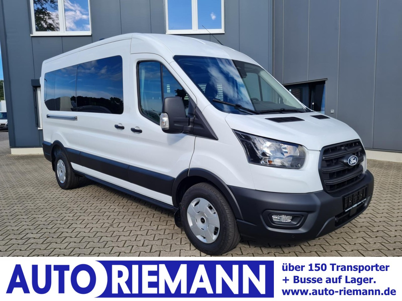 Ford Transit 350 Kombi 9-Sitze L3 AG Trend AHK KAMERA - Minibus, Mikrobus: obrázok 1 Ford Transit 350 Kombi 9-Sitze L3 AG Trend AHK KAMERA - Minibus, Mikrobus: obrázok 1