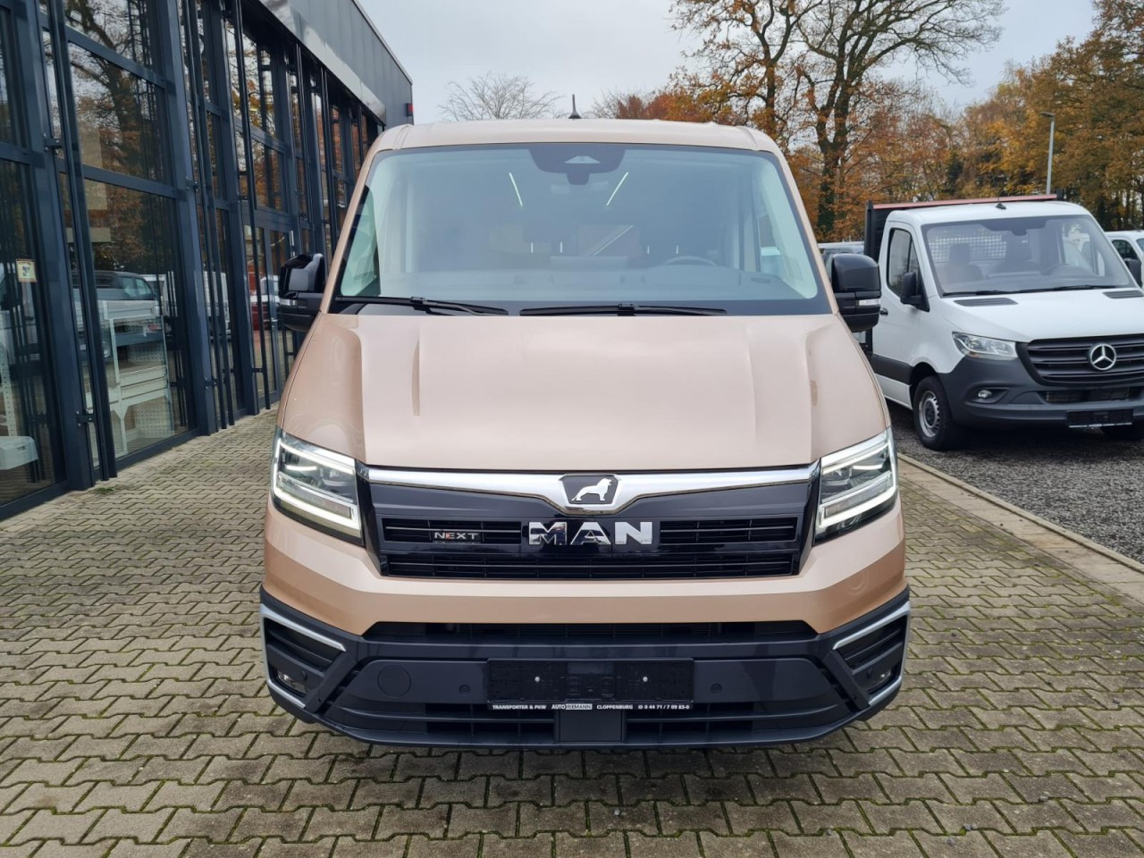 Man TGE 3.180 TDi Kombi 9 Sitze ALU KAMERA LED LEDER Sonderumbau - Minibus, Mikrobus: obrázok 2 Man TGE 3.180 TDi Kombi 9 Sitze ALU KAMERA LED LEDER Sonderumbau - Minibus, Mikrobus: obrázok 2