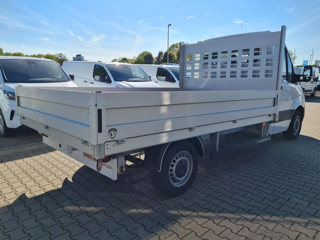 Mercedes-Benz Sprinter 315 CDI Pritsche MR L3 KLIMA TEMPOMAT - Dodávka valník: obrázok 4 Mercedes-Benz Sprinter 315 CDI Pritsche MR L3 KLIMA TEMPOMAT - Dodávka valník: obrázok 4