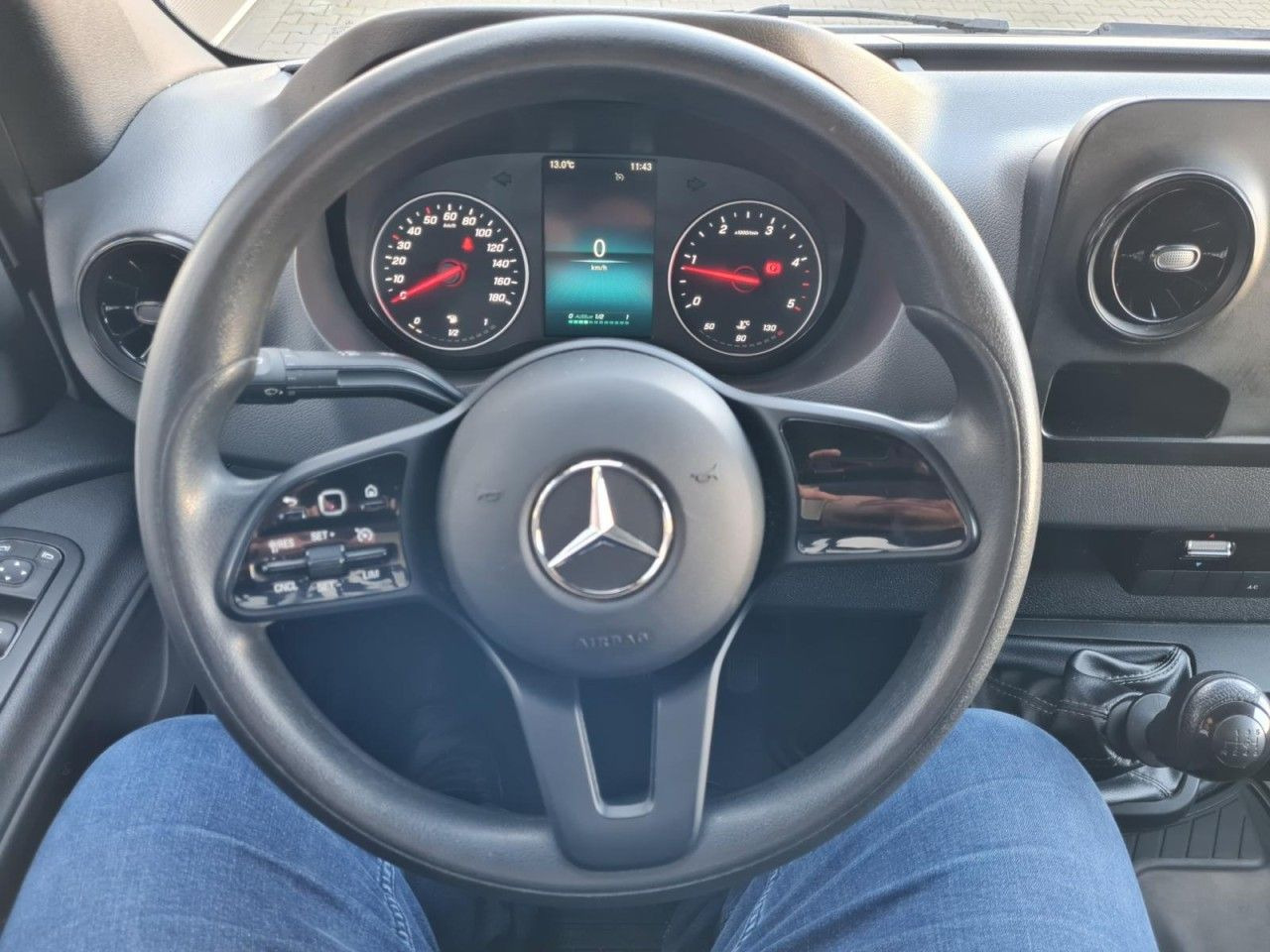 Mercedes-Benz Sprinter 315 CDi RWD Koffer LBW KLIMA TEMPOMAT - Dodávka skriňová nadstavba: obrázok 5 Mercedes-Benz Sprinter 315 CDi RWD Koffer LBW KLIMA TEMPOMAT - Dodávka skriňová nadstavba: obrázok 5