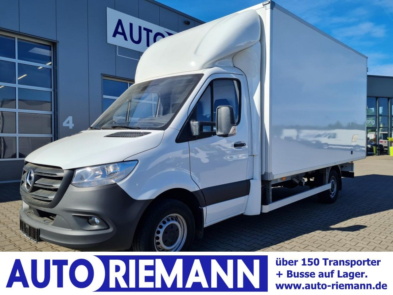 Mercedes-Benz Sprinter 315 Möbel Koffer RWD KLIMA KOMFORT TEMP - Dodávka skriňová nadstavba: obrázok 1 Mercedes-Benz Sprinter 315 Möbel Koffer RWD KLIMA KOMFORT TEMP - Dodávka skriňová nadstavba: obrázok 1