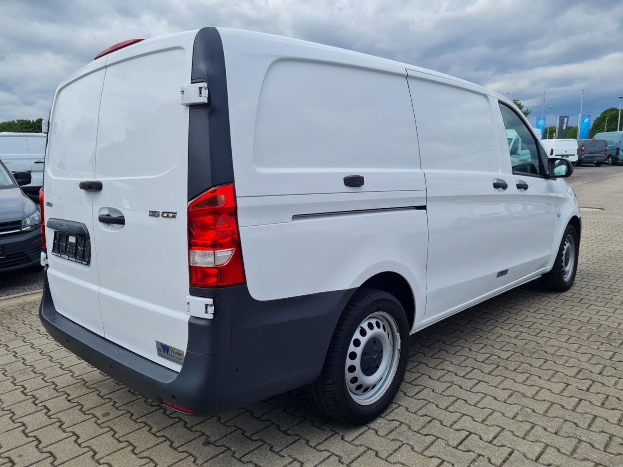 Mercedes-Benz Vito 116 Cdi Kühlkasten Stand + Fahrkühl. lang - Chladiarenská dodávka: obrázok 5 Mercedes-Benz Vito 116 Cdi Kühlkasten Stand + Fahrkühl. lang - Chladiarenská dodávka: obrázok 5