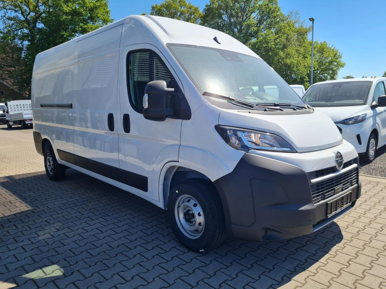 Opel Movano 35 Cargo Kasten L3H2 KLIMA KOMFORT PDC TE - Furgon: obrázok 3 Opel Movano 35 Cargo Kasten L3H2 KLIMA KOMFORT PDC TE - Furgon: obrázok 3