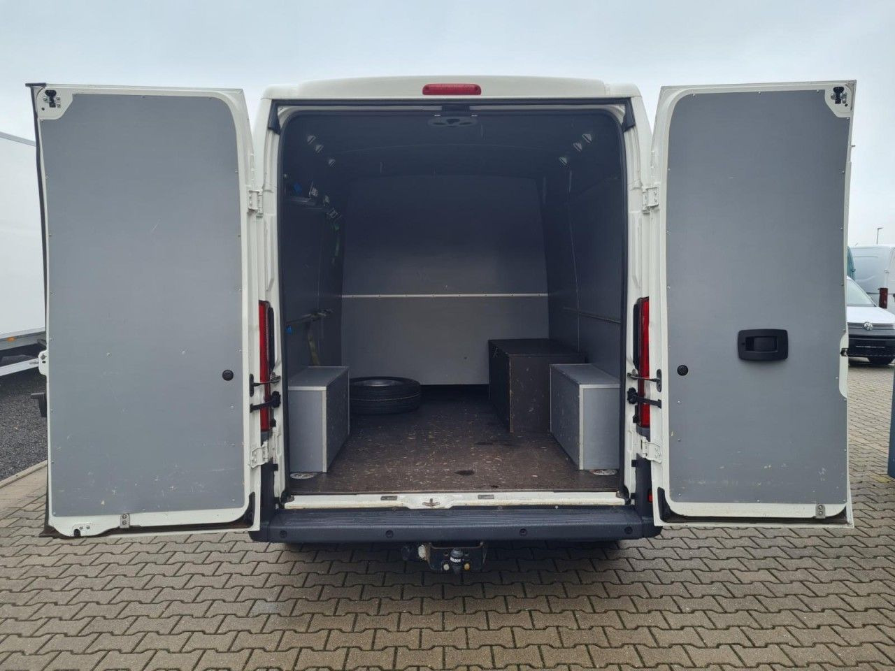 Peugeot Boxer Kasten L3H2 Doka 6-Sitze AHK PDC KLIMA - Malá dodávka, Dodávkа s dvojitou kabínou: obrázok 5 Peugeot Boxer Kasten L3H2 Doka 6-Sitze AHK PDC KLIMA - Malá dodávka, Dodávkа s dvojitou kabínou: obrázok 5