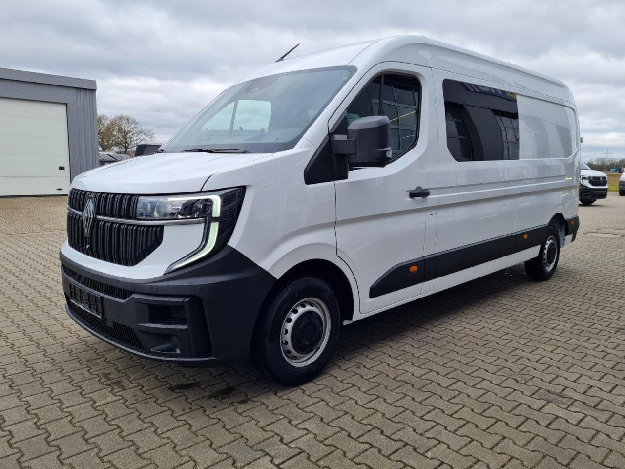Renault Master 35 Kasten L3 Doka 7-Sitze KLIMA TEMPOMAT - Furgon, Dodávkа s dvojitou kabínou: obrázok 2 Renault Master 35 Kasten L3 Doka 7-Sitze KLIMA TEMPOMAT - Furgon, Dodávkа s dvojitou kabínou: obrázok 2