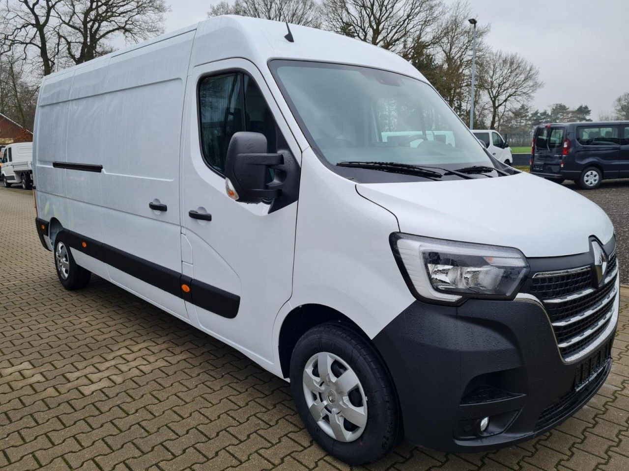 Renault Master 35 Kasten L3H2 PDC KLIMA KOMFORT Navi App - Furgon: obrázok 3 Renault Master 35 Kasten L3H2 PDC KLIMA KOMFORT Navi App - Furgon: obrázok 3