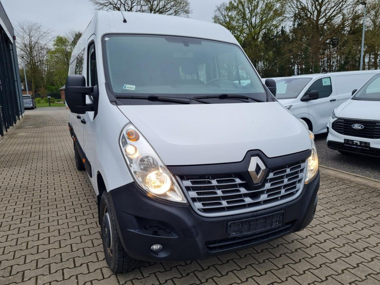 Renault Master 35 Kasten LR Doka 6-Sitze 4x4 Allrad AHK - Furgon, Dodávkа s dvojitou kabínou: obrázok 2 Renault Master 35 Kasten LR Doka 6-Sitze 4x4 Allrad AHK - Furgon, Dodávkа s dvojitou kabínou: obrázok 2