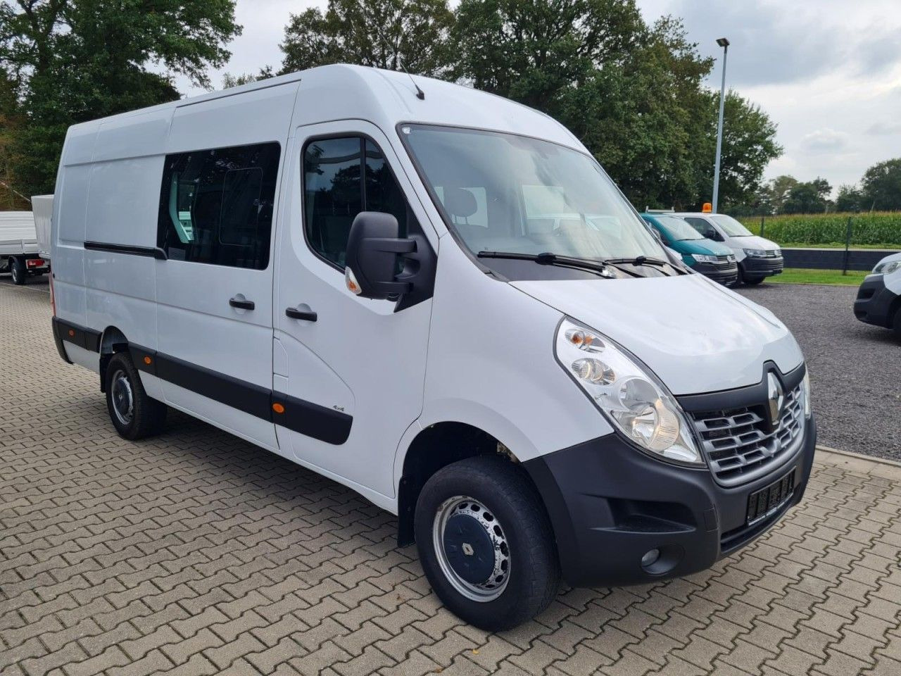 Renault Master 35 Kasten LR Doka 6-Sitze 4x4 Allrad AHK - Furgon, Dodávkа s dvojitou kabínou: obrázok 3 Renault Master 35 Kasten LR Doka 6-Sitze 4x4 Allrad AHK - Furgon, Dodávkа s dvojitou kabínou: obrázok 3