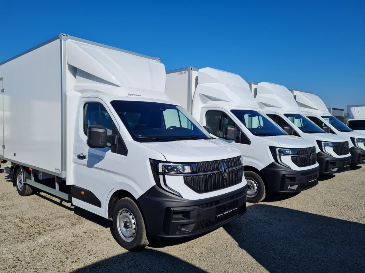 Renault Master 35 New Möbel Koffer KLIMA KAMERA TEMPOMAT - Dodávka skriňová nadstavba: obrázok 2 Renault Master 35 New Möbel Koffer KLIMA KAMERA TEMPOMAT - Dodávka skriňová nadstavba: obrázok 2