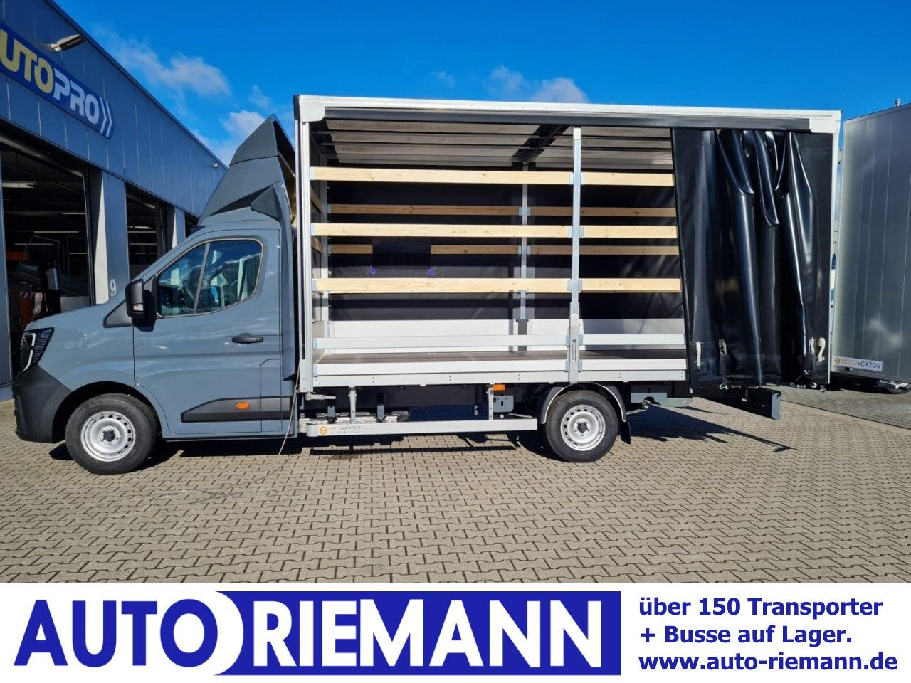 Renault Master 35 Pritsche Schiebe Plane dCi 170 Navi Ap - Plachtová dodávka: obrázok 1 Renault Master 35 Pritsche Schiebe Plane dCi 170 Navi Ap - Plachtová dodávka: obrázok 1